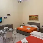 Semesterbostad Centro Storico La Casa Di Ciro