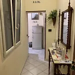 Centro Storico La Casa Di Ciro Semesterbostad Neapel