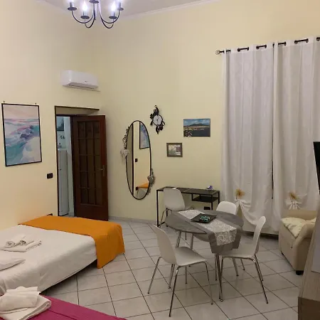Centro Storico La Casa Di Ciro Hébergement de vacances Naples